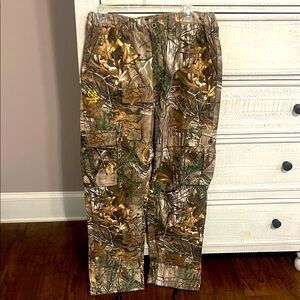 Realtree Xtra Camouflage Cargo Pants for Men, NWT